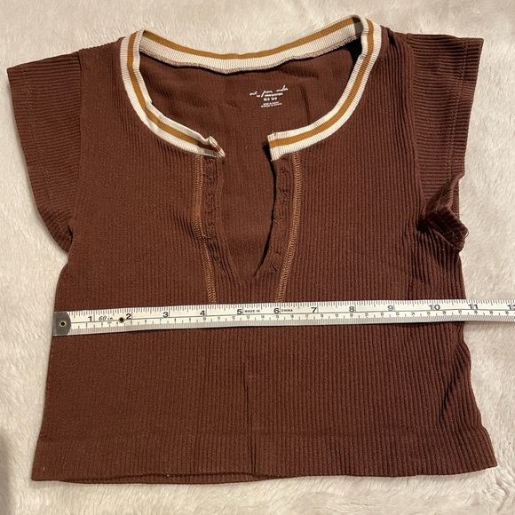 Brown Ribbed Crop Top - Picture 6 of 7